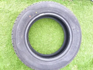 2 Neumáticos 175/65 R14 (20 km uso)