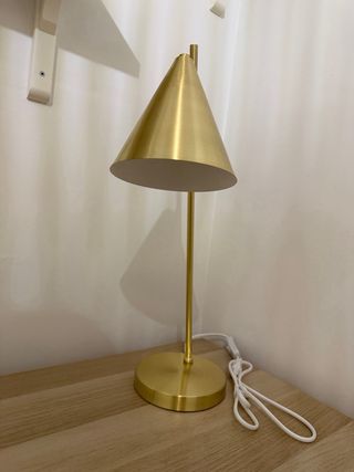 Lámpara de mesa dorada de metal de Sklum