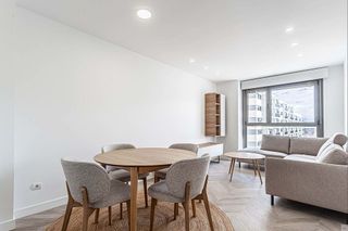 Piso en alquiler en Valdebebas - Valdefuentes en Madrid