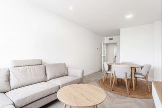 Piso en alquiler en Valdebebas - Valdefuentes en Madrid