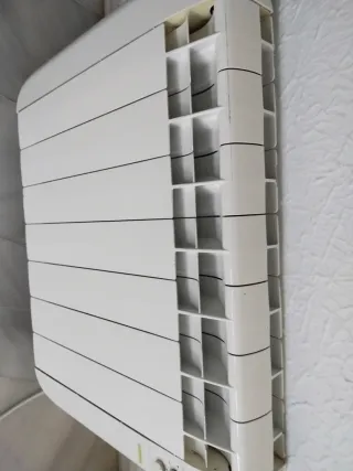 Radiador de aceite blanco