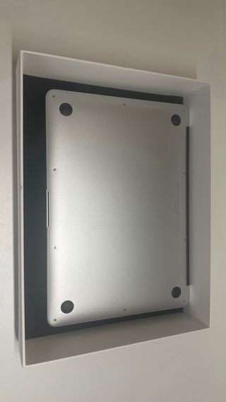 MacBook Air 13” 128GB Plateado – caja original