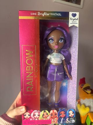 Rainbow High Krystal Bailey Nueva