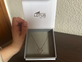 Collar Lotus Silver Corazón Latido