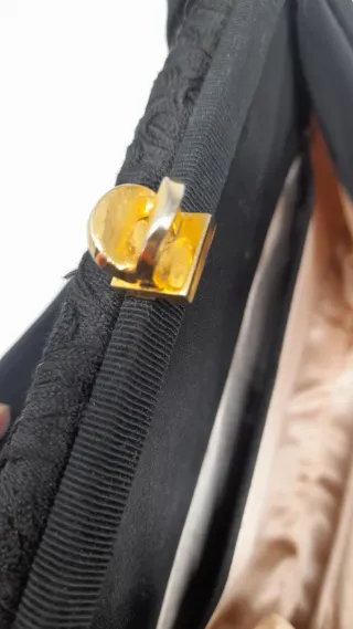 Borsetta vintage anni 50/60 nera con accessori