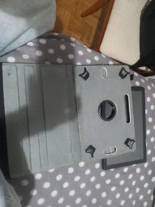 Tablet  alcatel 1T smart Se vende con estuche