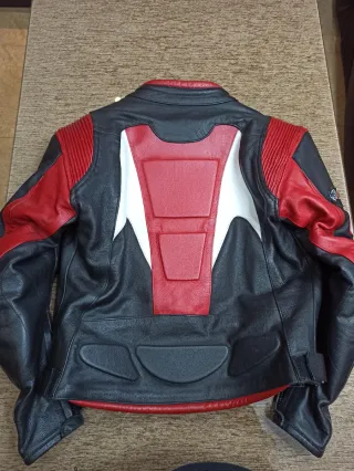 Chaqueta de moto para mujer