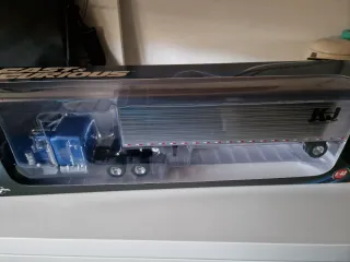 Fast & Furious 1/43 Peterbilt 359 Fascículo 66