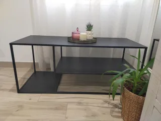 Mesa centro metal negra