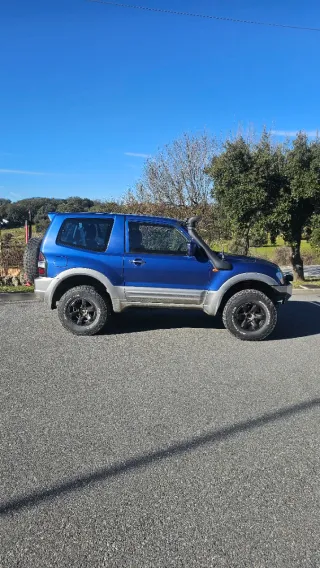 Mitsubishi Montero v60 3.2