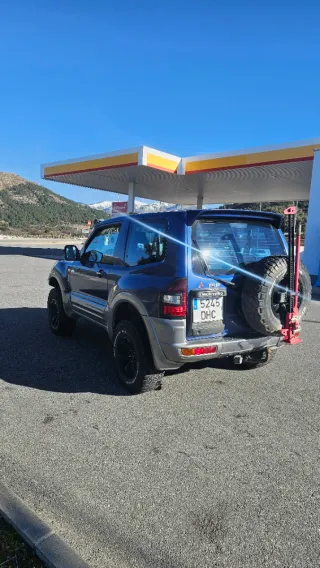 Mitsubishi Montero v60 3.2