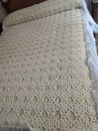 Colcha ganchillo con volantes