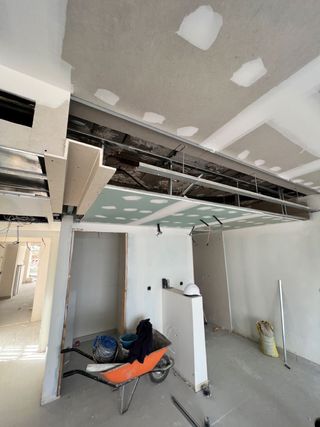 Reforma integral Pladur tarima pintura alicatado