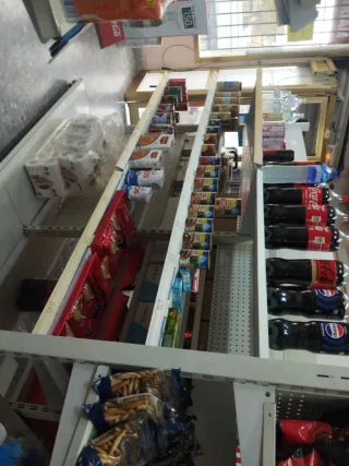 Estanterías de metal