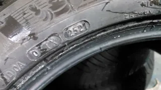 Neumático 225/50/17