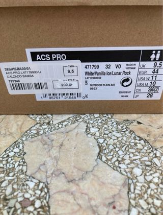 Salomon Sneakers Blancas y beige