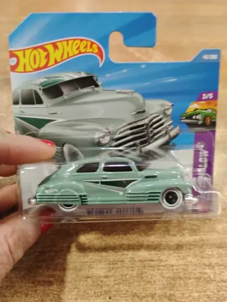 9 Coches Hot Wheels