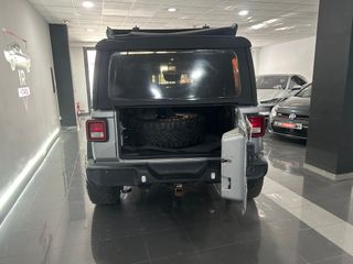 Jeep Wrangler UNLIMITED SPORT S