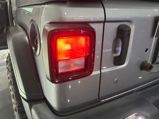 Jeep Wrangler UNLIMITED SPORT S