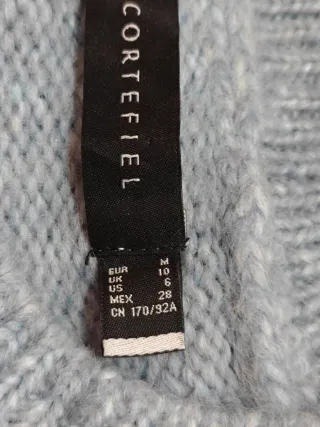 Jersey invierno gris nuevo, no se ha usado.