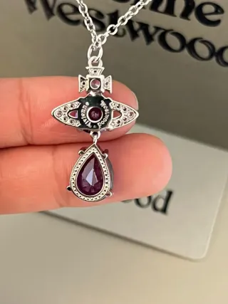 Collar Vivienne Westwood Morado y Plateado ismene