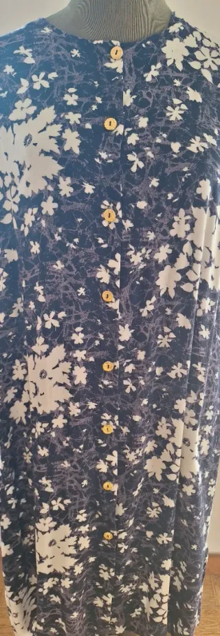 Vestito floreale maniche corte con spacchi