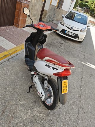 Yamaha Jog RR