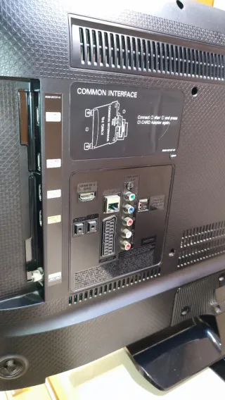 Televisión LED Samsung 32" Smart TV