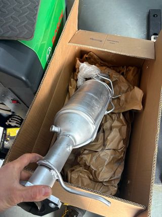 Filtro Partículas HELLA 8LH366081-001 Nuevo mazda3