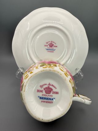 Taza de café Royal Albert “Serena”