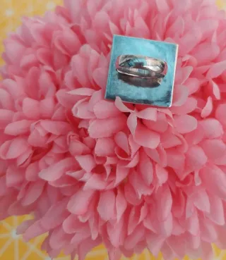 Anillo Plata y Nácar Diseño Geométrico