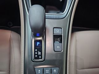 Lexus LBX 1.5 136cv HEV Elegant+