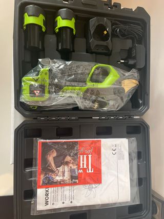 Tijeras de podar eléctricas 12V, a estrenar.