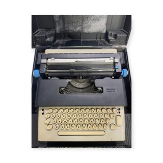 Máquina de escribir Vintage Olivetti Lettera 36