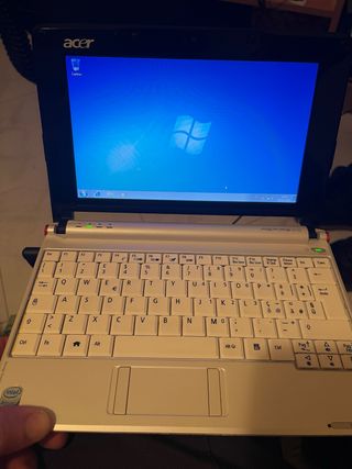 Acer Aspire One 10 Netbook