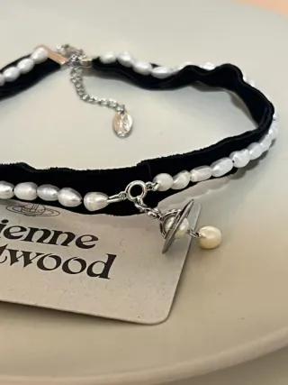 Collar Vivienne Westwood Perlas Negro aleska