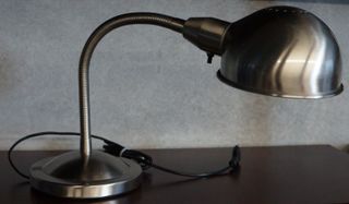 Lámpara de mesa flexo cromada