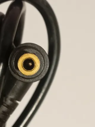 Cargador portátil ADB-75FB B