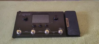 Hotone Ampero con caja y protectores