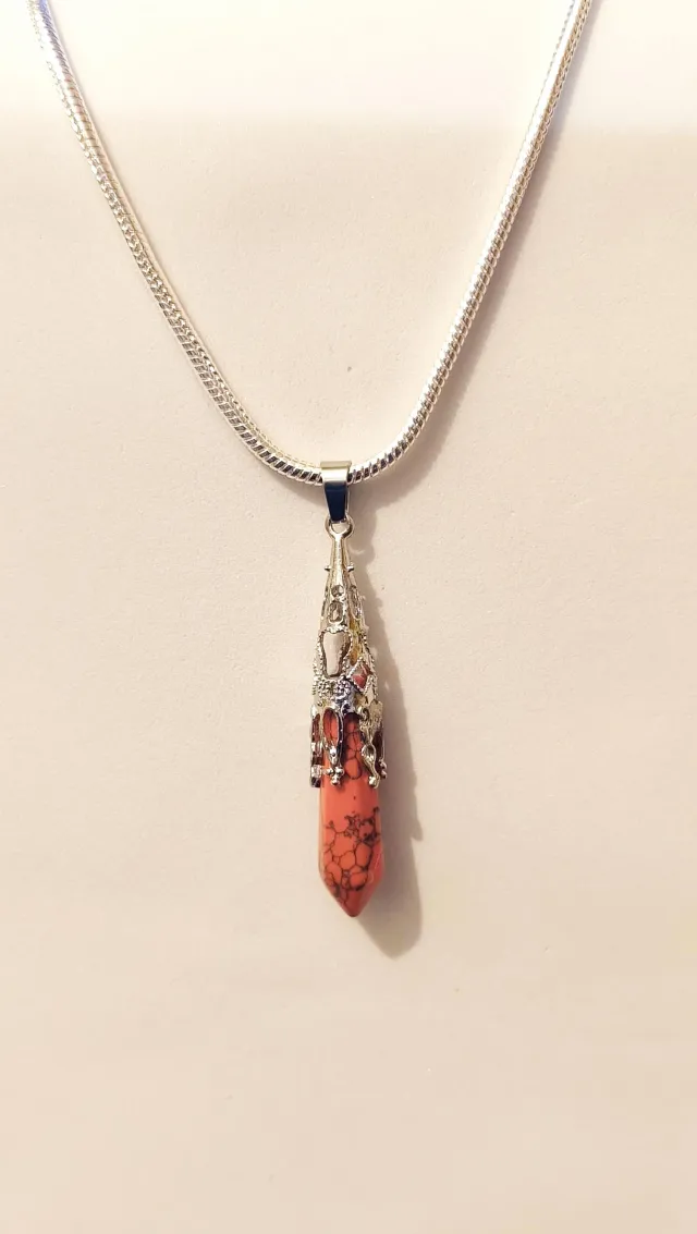 Collar colgante piedra roja y cadena
