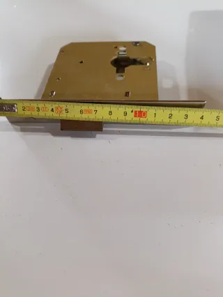 Cerradura puerta de entrada