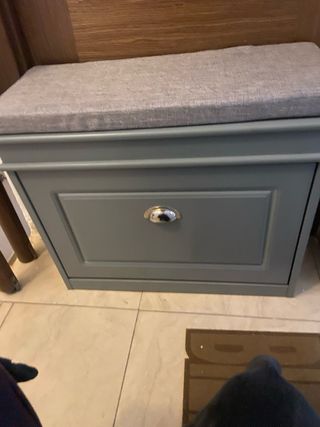 Banco zapatero con asiento