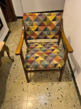 Sillón butaca estampado geométrico