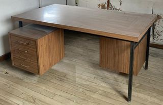 Mesa de estudio doble antigua