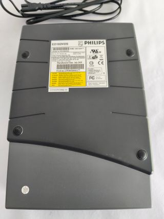 Grabadora DVD Externa Philips ED16DVDS sin husar.