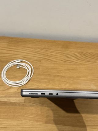 MacBook Pro M3 8GB RAM 512GB 14”