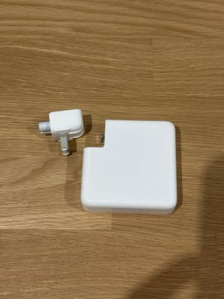 MacBook Pro M3 8GB RAM 512GB 14”