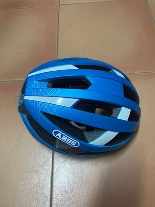 Casco de bicicleta azul ABUS VIANTOR
