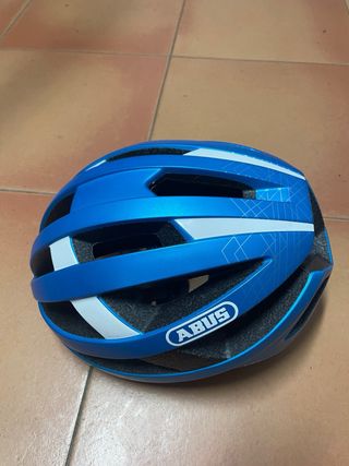 Casco de bicicleta azul ABUS VIANTOR