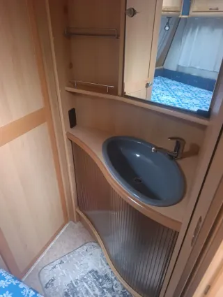 Caravana con papeles